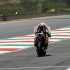 MotoGP Mugello 2012 zdjecia klasy krolewskiej - poprawienia kombinezonu