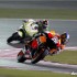 Moto GP Katar 2012 zdjecia z wyscigu - Pedrosa vs Barbera