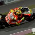 Moto GP Katar 2012 zdjecia z wyscigu - Rossi w zakrecie