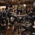 Najwieksze europejskie targi motocyklowe galeria zdjec Eicma 2011 - MotoGuzzi V7 targi