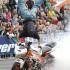 StuntGP zdjecia z finalowych przejazdow - Palenie gumy na motocyklu stojac na glowie Rozitis Janis