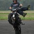 Stunt majowka Broczyno 2012 bogactwo - Piotr Frackiewicz stunt na motocyklu
