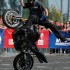 Stunt na swiatowym poziomie StuntGP 2011 - Florian Dernuet cyrkle na kierownicy