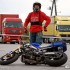 Stunt ustawka u Fragmenta Szczercow 2011 - Kawalek psuje motocykl