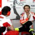 Testy MotoGP na Sepang w obiektywie - Rossi Hayden Sepang box