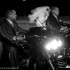 Triumph Rocket III motocyklem do slubu - Para mloda i swiadkowie na motocyklach