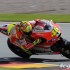 Weekend z motocyklowym Grand Prix na torze w Niemczech - Ducati Sachsenring Rossi zakret