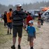 Zawody fmx i cross country Kwidzyn 2011 - Spacer po paddocku ojciec syn