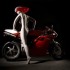 Naga kobieta i Ducati fotografie Elizabeth Raab - Ducati 996 modelka studio
