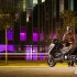 Yamaha T-Max 2012 nowe szaty krola - nocne miasto