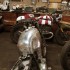 Nostalgiczny garaz motocyklowy na Woli - 86gear warsztat customow
