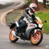Motocykl versus skuter 125 ccm plusy i minusy - Honda CBR125 2011