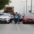 Jak jezdzic motocyklem w korku 10 przykazan - motocykl miedzy samochodami