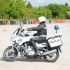 Jazda motocyklem w korku to kosztowna pulapka - Policjant motocyklista trening