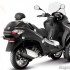 Motocykle elektryczne nadciagaja - piaggio mp3 Hybrid tyl