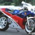 Motocykle kultowe klasyczne legendarne co warto kupic - RC30 5