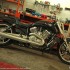 Najlepsze motocykle do jazdy w swiecie opanowanym przez zombie - miesniak w garazu Harley Davidson V Rod Muscle
