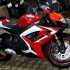 Odbudowa motocykla sportowego tanio i skutecznie - Prawy profil Suzuki GSX600R