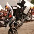 BMW Motorrad Days 2013 90lecie istnienia marki - Chris Pfeiffer stoppie R1200GS