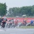 Mistrzostwa Swiata Supermoto w Polsce w strugach deszczu - zakret deszcz zawody supermoto