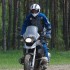 BMW Motocykl GS Challenge trafiony zatopiony - Jazda motocyklem po lesie