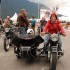 BMW Motorrad Days 2012 12 lat tradycji - Kobieta na motocyklu z koszem