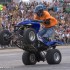 Kortowiada 2011 stunt na olsztynskich juwenaliach - bartek wheelie na quadzie - Kortowiada 2011 w Olsztynie