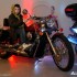 Motorista nowy salon Hondy w Warszawie - Motorista otwarcie pierwsze przymiarki do motocykla