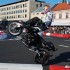 Red Bull As w Karcie final w Warszawie - Chris Pfeiffer stunt w centrum Warszawy