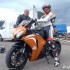 Tor Nemuno Ziedas Moto Bracia z Olsztyna trenuja na Litwie - pomaranczowa Honda CBR 1000