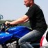 Trening motocyklowy w Ulezu - Lotnisko Ulez Szkolenie motocyklistow Artur Wajda