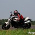 Trening motocyklowy w Ulezu - Szkolenie motocyklistow Lotnisko Ryki Triumph