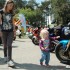 Usmiech przywieziony na dwoch kolach do Centrum Zdrowia Dziecka - dziewczyny i motocykle Centrum Zdrowia Dziecka Usmiech przywieziony na dwoch kolach