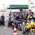 Warszawa motocyklowa niedziela na BP 2010 - kolejka na hamownie motocyklowa niedziela BP 2010