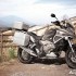 Sprzedaz motocykli w roku 2012 nie zachwycila - statyczne srebrne malowanie