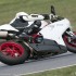 Ducati notuje rekordowa sprzedaz - zakret 848 evo ducati test 2011 poznan a4 55