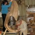 Vespa z drewna - prace przy drewnianym skuterze vespa 08