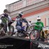Freestyle motocross w Lesznie film i zdjecia - zaowdnicy na rampie