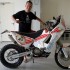 Projekt Nasz Dakar zdobyc pustynie - Pawel Stasiaczek ze swoim motocyklem