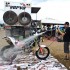 Dakar dzien 8 wszyscy odpoczywaja - mycie motocykla