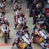 Red Bull MotoGP Rookies 2013 z Polakiem - pit stop na silverstone