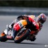 Testy MotoGP w Brnie Crutchlow najszybszy - Jony Rea zejscie na kolano