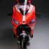 Ducati Descmoscedi GP10 maszyna MotoGP juz oficjalnie - Ducati Descmoscedi GP10 przod