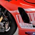 Ducati Descmoscedi GP10 maszyna MotoGP juz oficjalnie - lewa owiewka Ducati Descmoscedi GP10