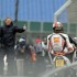 Motocyklowe Grand Prix na Silverstone 2011 mokro i slisko - simocelli wraca po wypadki