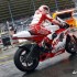 Siodma runda MotoGP 2011 amerykanski sen w Assen - hector barbera rain