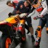 Siodma runda MotoGP 2011 amerykanski sen w Assen - honda box Assen GP kontrola motocykla