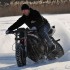 Stunt na lodzie - Drifty motocyklem na lodzie