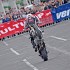 stunt - Wheelie tylem do kierunku jazdy