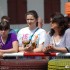 Tor Gostyn pierwsza runda Supermoto 2011 - Dziewczyny przy barierkach